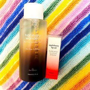 Haruharu Wonder hyaluronic toner and Nooni lip oil!
